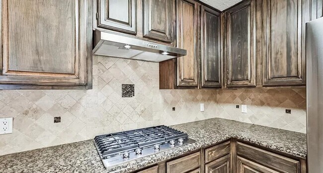 Foto del edificio - 14127 Withersdale Dr