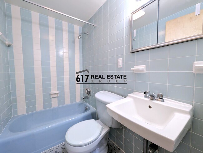 Foto del edificio - 2018 Commonwealth Ave