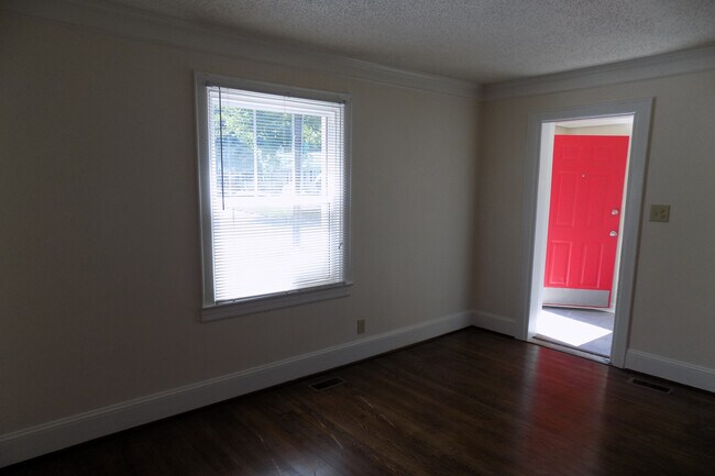 Foto del edificio - 1601 Pecan Ave