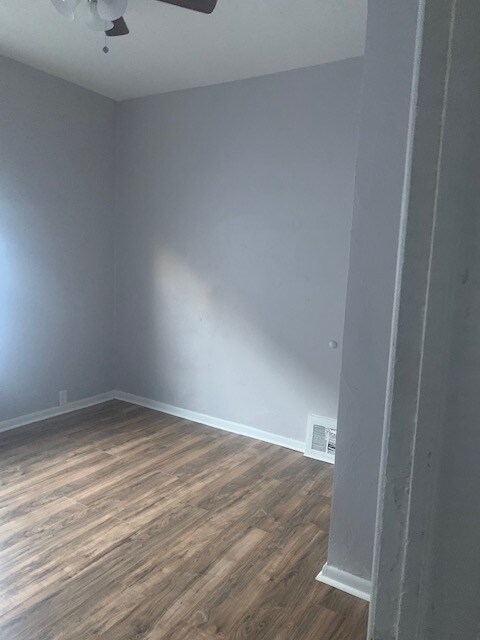 Building Photo - 3435 Beechwood Ave