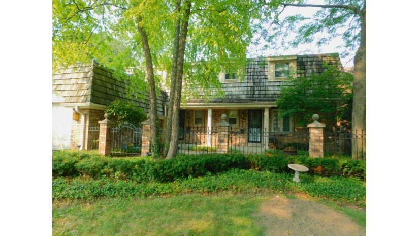 Primary Photo - 1932 River Park Ct