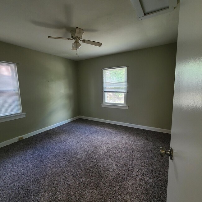 Foto del edificio - 1527 Anderson St