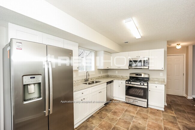 Building Photo - 5472 Northcut Drive