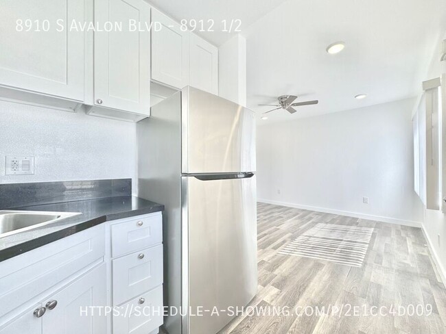 Building Photo - 8910 S Avalon Blvd