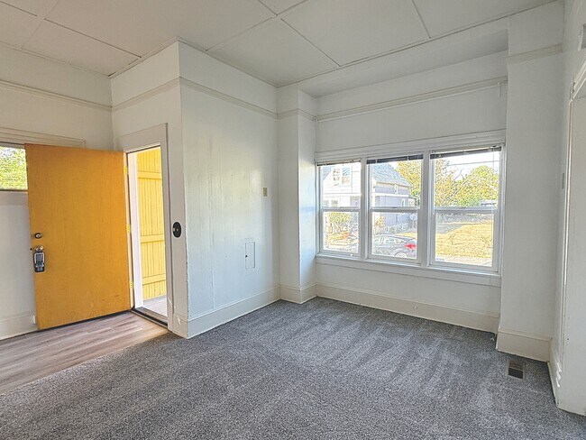 Foto del edificio - 4612 SE Taylor St