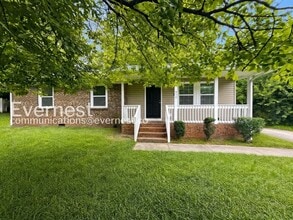 Building Photo - 910 Canton Pl