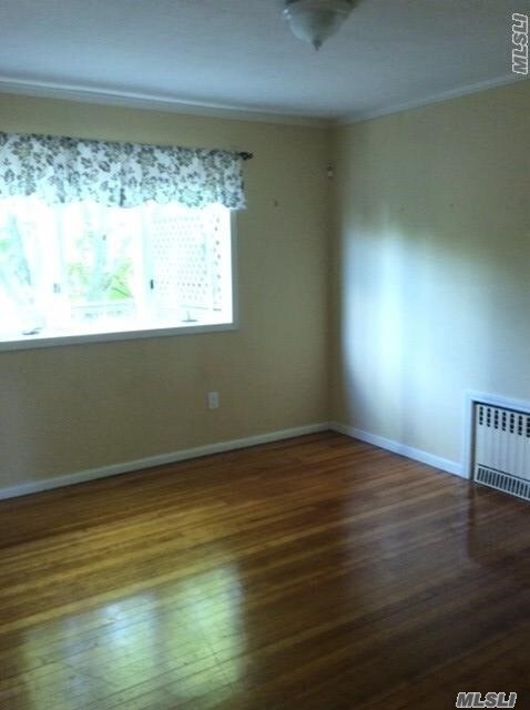 Foto del edificio - 215 Stratford Ave