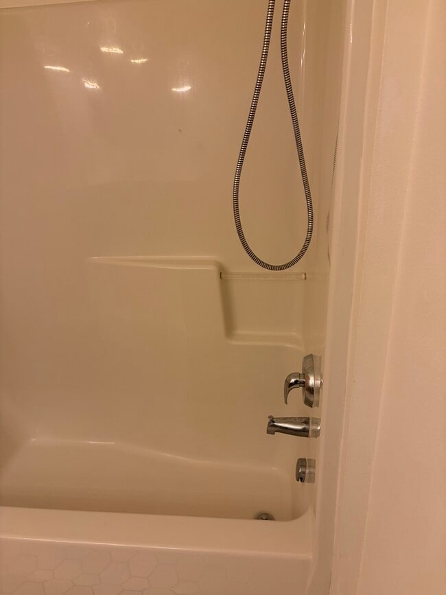 Building Photo - 1125 NW 9th Ave