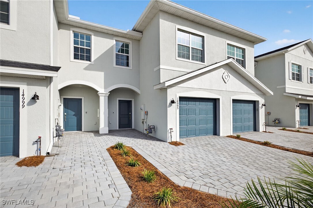 Foto principal - 14995 White Pearl Rd