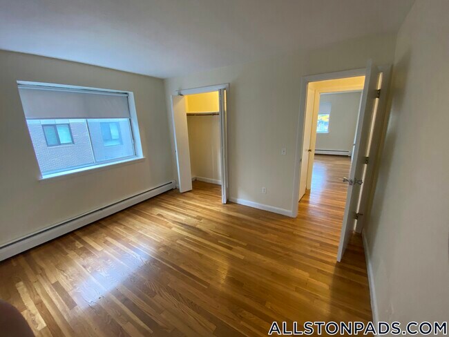 Foto del edificio - 75 Gardner St