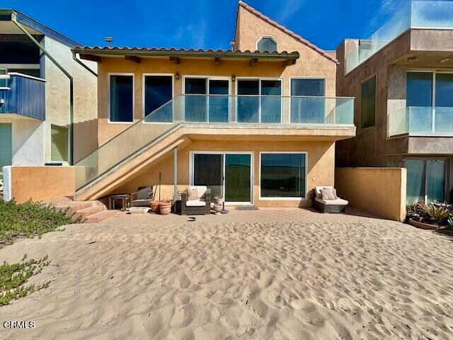 Building Photo - 3633 Ocean Dr