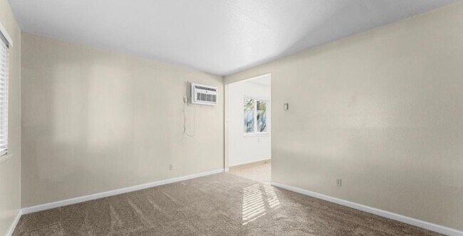 Foto del edificio - 1842 5th Ave