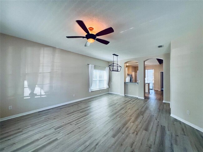 Foto del edificio - 124 Queens Ct