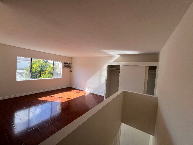 Foto del edificio - 293 N Hill Ave