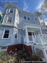 Building Photo - 42 Calvin St