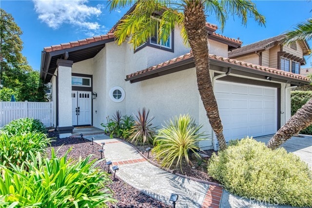 Primary Photo - 28752 Vista Santiago Rd