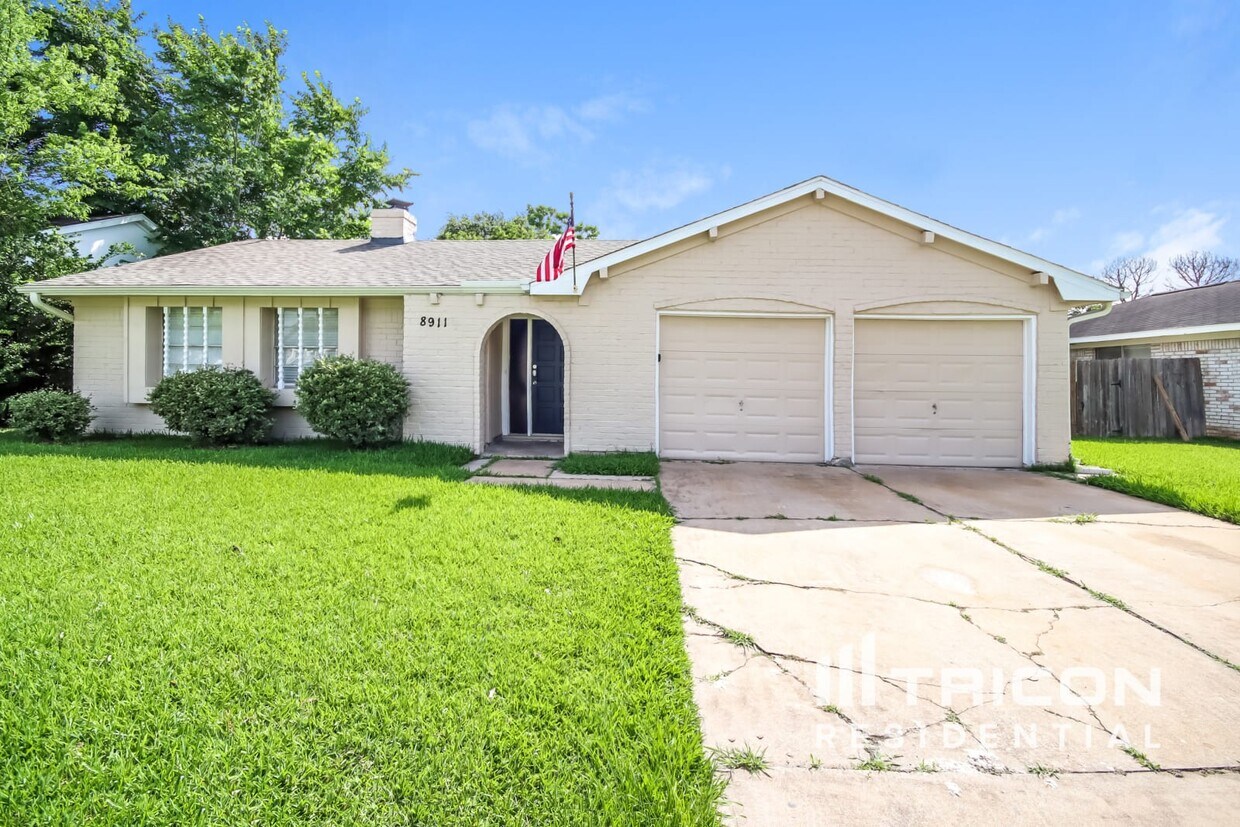 8911 South Dairy Ashford Street Houston TX House Rental in Houston