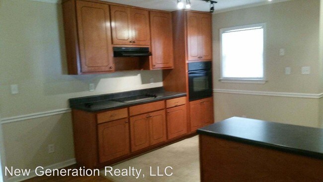 Building Photo - 3 br, 2 bath House - 6117 Tabor Ave