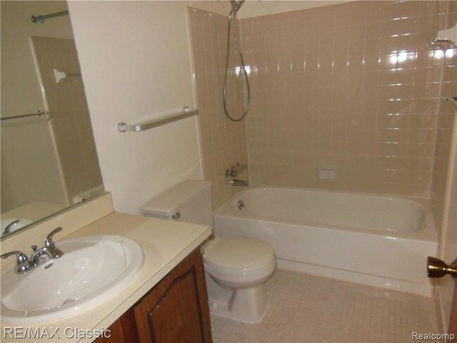 Foto del edificio - 43749 Stuart Dr