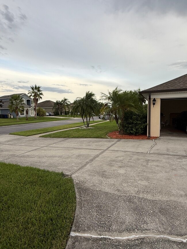 Building Photo - 2914 River Birch Dr