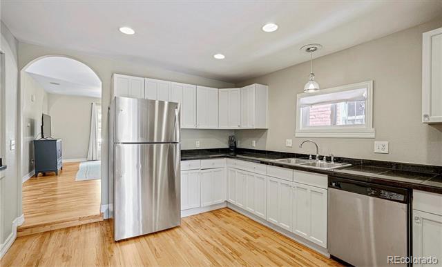 Foto del edificio - 3446 N Marion St