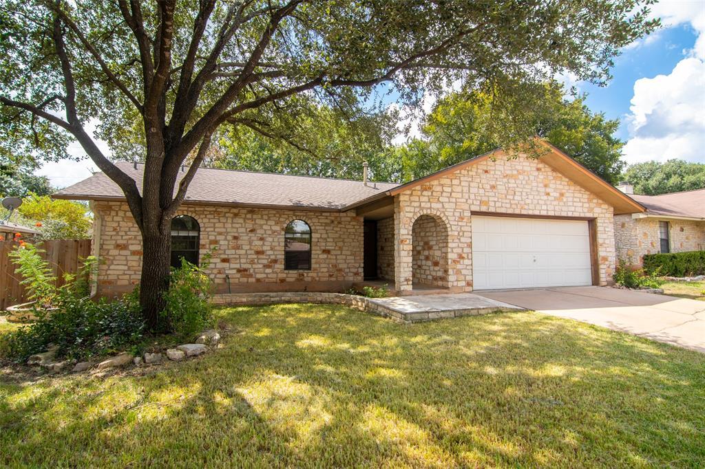Foto principal - 209 Woodstone Dr