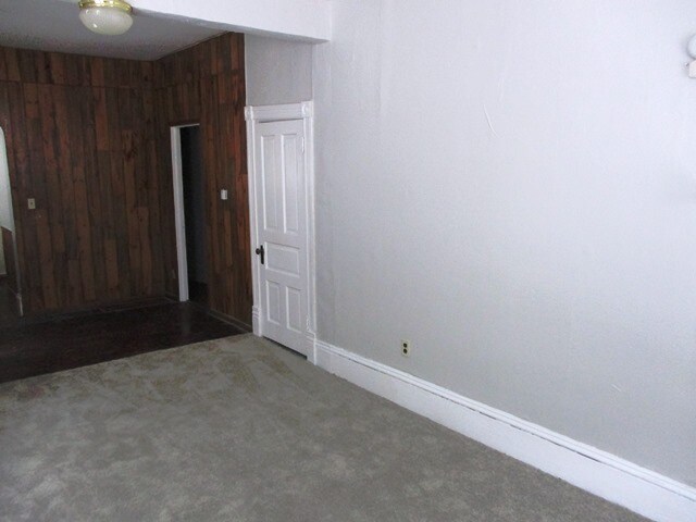 Foto del edificio - 704 W Mulberry St