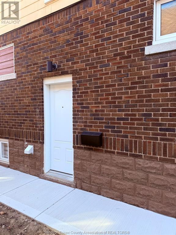 Photo du bâtiment - 1748 Hall Ave