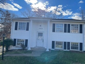 Building Photo - 5055 Lakeland Ct