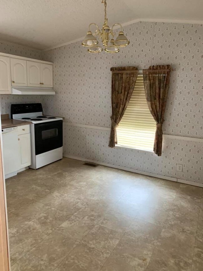 Building Photo - 35740 US-59