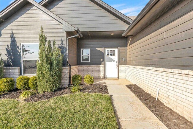 Foto del edificio - 7309 NW 158th St