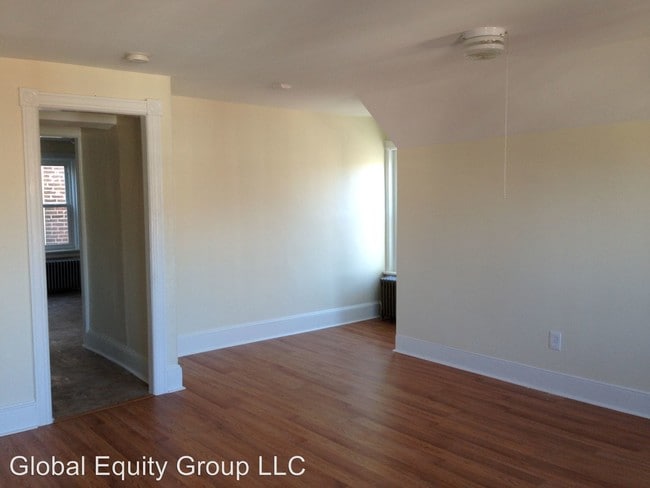 Building Photo - 60-62 Division St