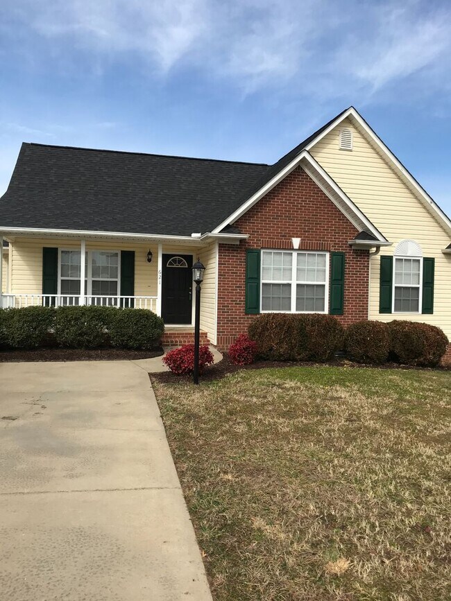 Foto del edificio - Newly Updated in Boiling Springs