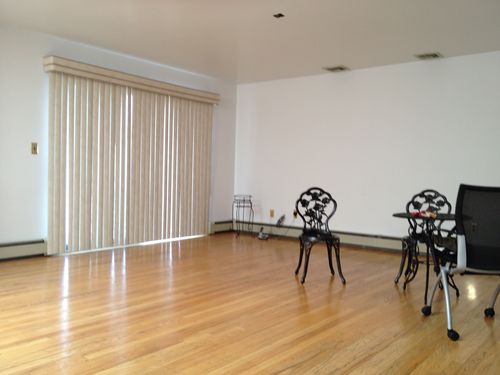 Foto del edificio - 394 Pleasant Ave