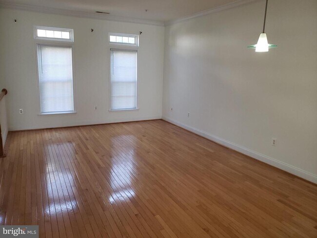 Foto del edificio - 855 Ramsay St