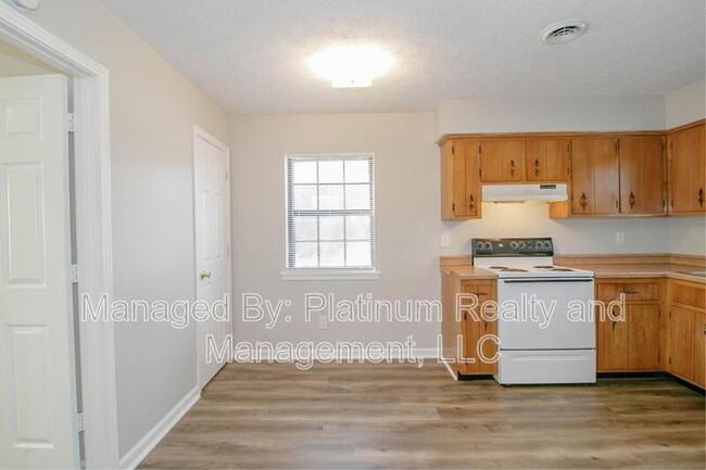 Foto del edificio - 18-418 Thompsonville Ln