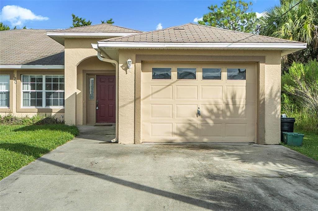 Foto principal - 120 Coral Reef Ct N