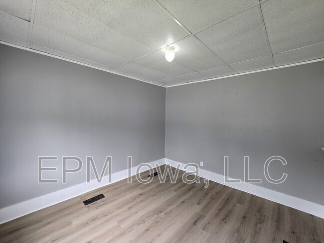 Foto del edificio - 508 Mobile St