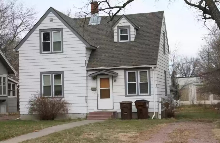 Primary Photo - 204 W 4th Ave