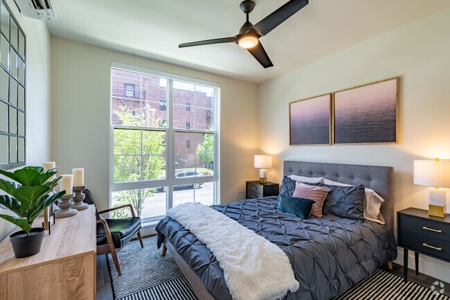 2BR, 2BA - 1,228SF - Vermella East