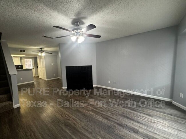 Foto del edificio - 4004 W Pioneer Dr