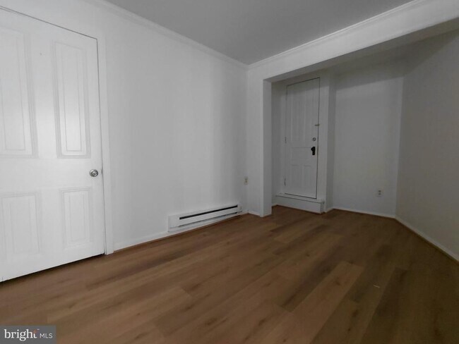 Foto del edificio - 724 W Broad St