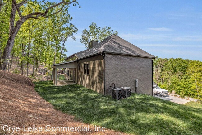 Building Photo - 3 br, 2.5 bath House - 9986 Caseview Dr.