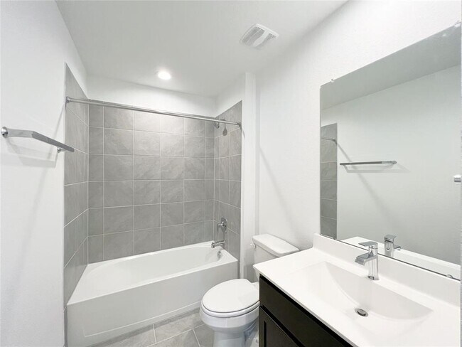 Foto del edificio - 28947 Yachting Pt Ct