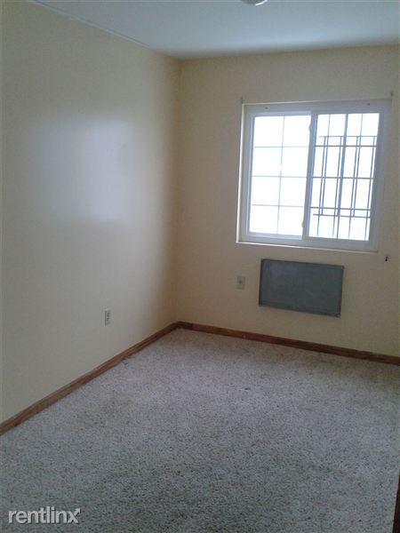 Building Photo - 173 Beach 91St St