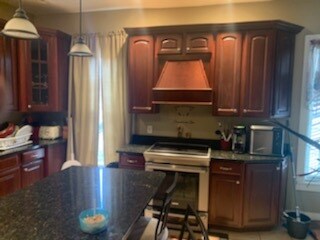 Kitchen - 403 E Penn St