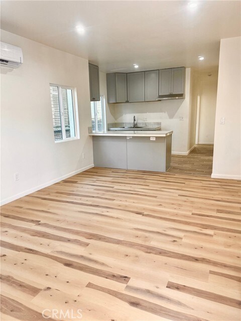 Foto del edificio - 236 W 47th St