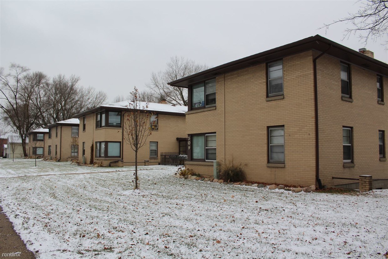 503 N Riverview Dr, Parchment, MI 49004 Condo for Rent in Parchment