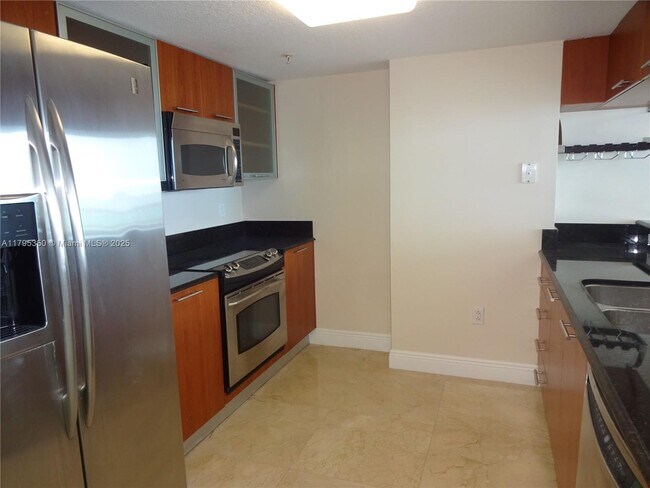 Foto del edificio - 1800 N Bayshore Dr