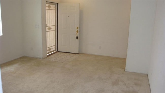 Building Photo - 10040 Peach Flower Ct